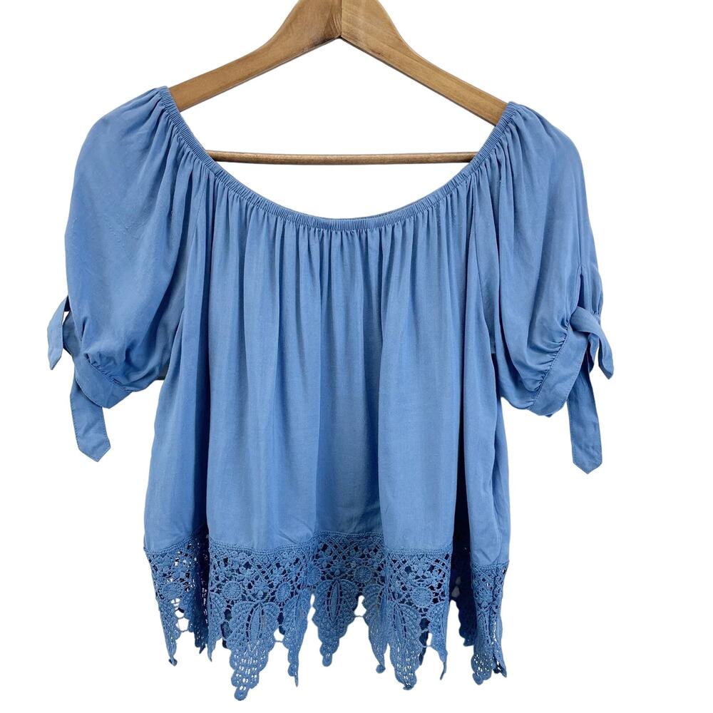 NEW Bongo Juniors L Bohemian Boho Tie Sleeve Off Shoulder Chambray‎ Blue Lace